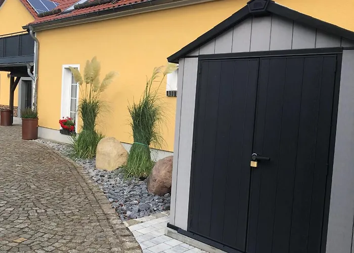 A&c Bergen アパート ルッカウ